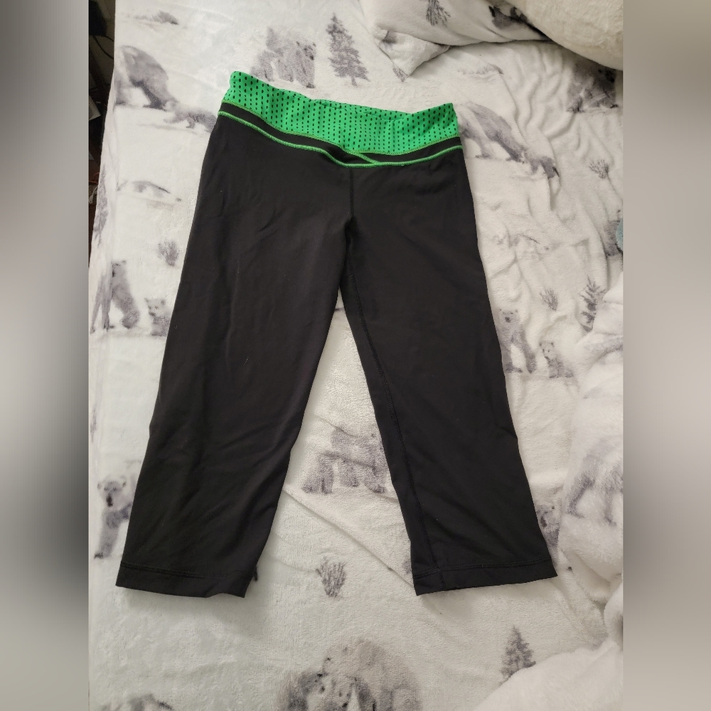 VSX Workout Capris - flare leg, super cute!